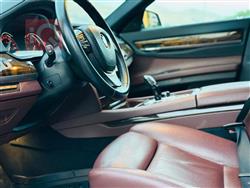 بي ام دبليو الفئة 7